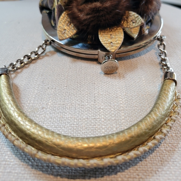 Vintage FENDI collectable mini purse with mink roses - Picture 9 of 15